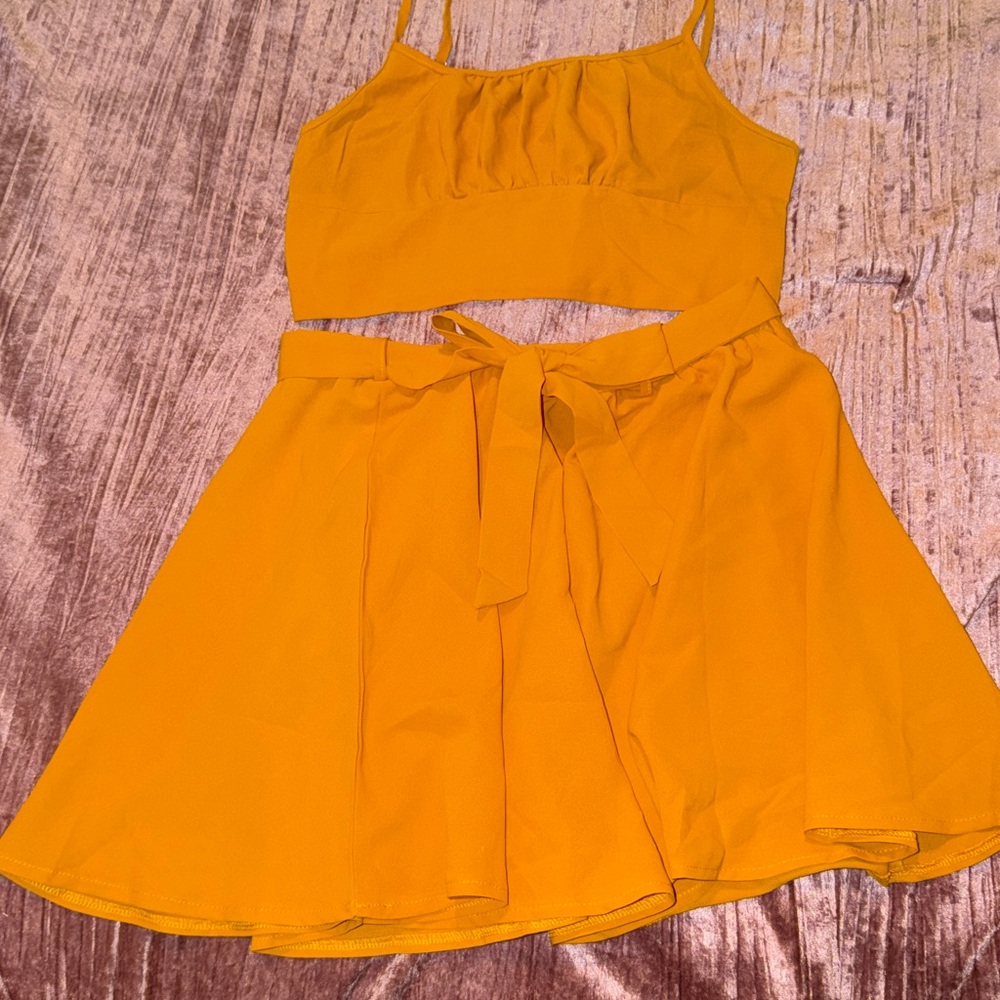 Yellowish gold Two-Piece Crop Top and Skirt Set